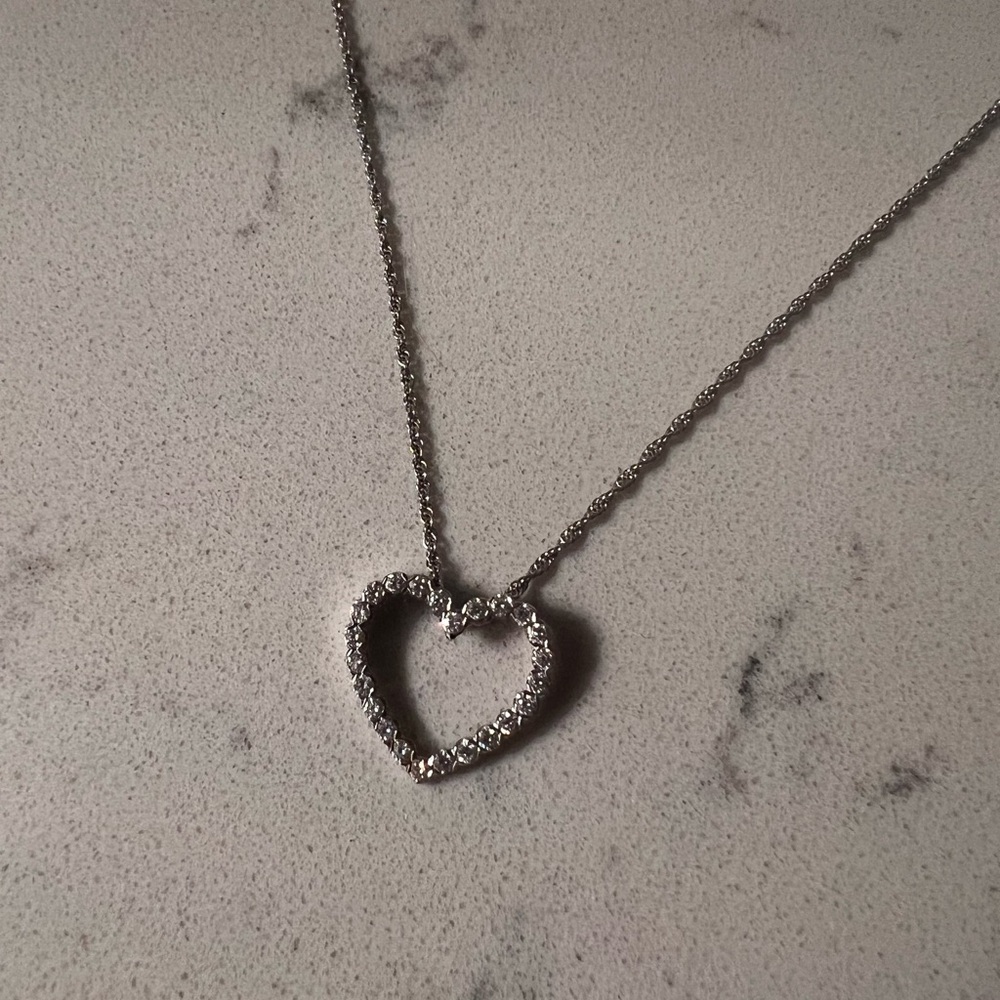18 inch 14k gold diamond heart pendant